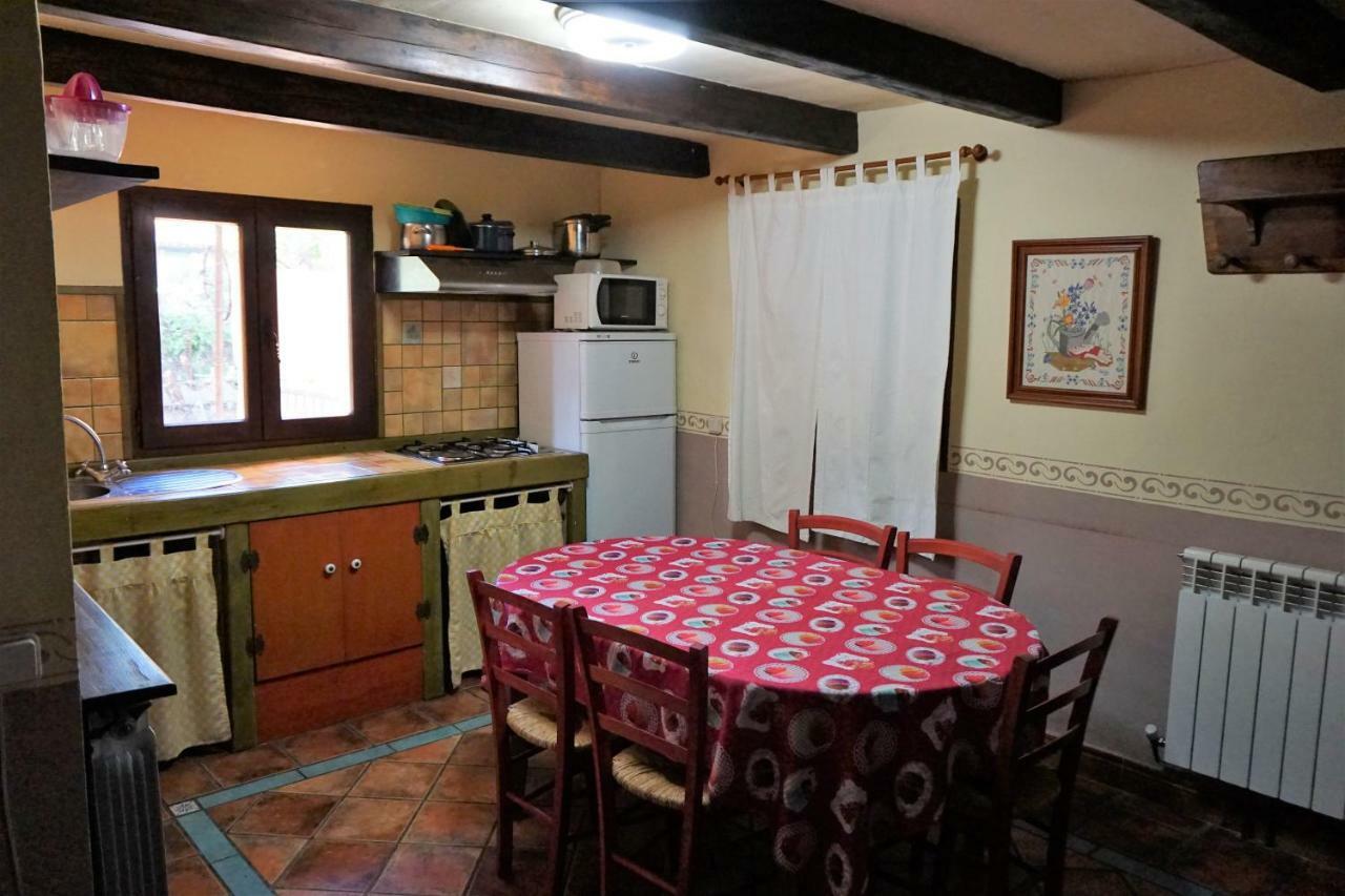 Hostal La Colmena Navalsaz Exterior foto